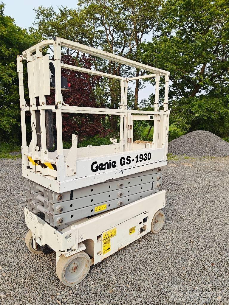Genie GS 1930 Nožnicové zdvíhacie plošiny