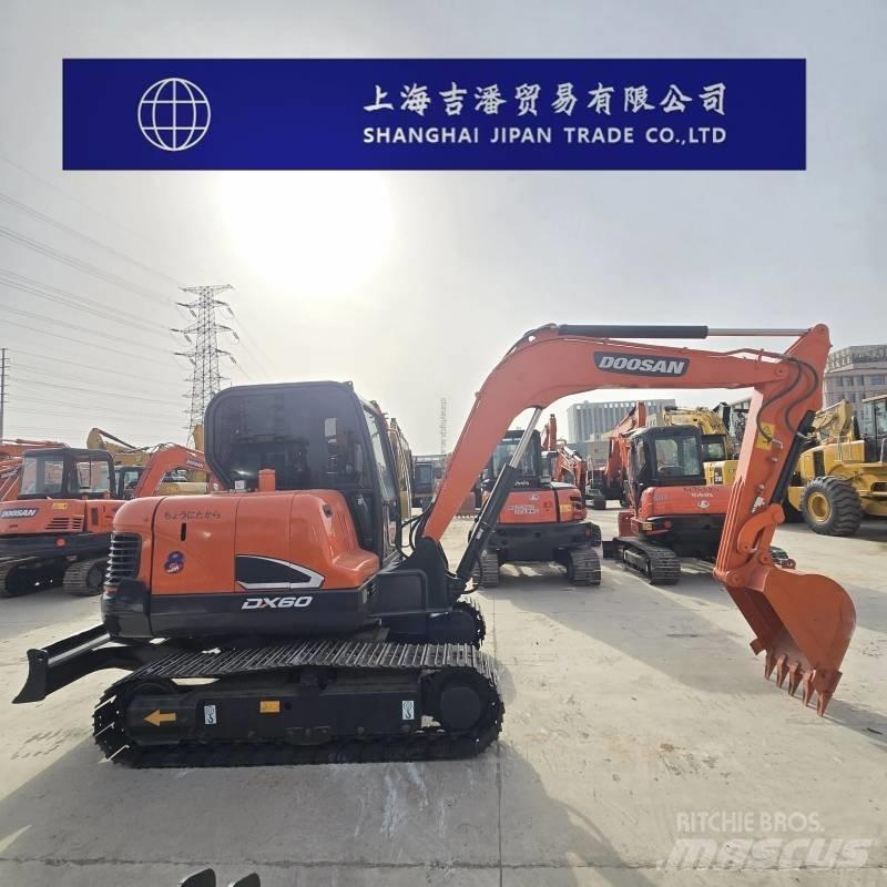 Doosan DX 60 Pásové rýpadlá