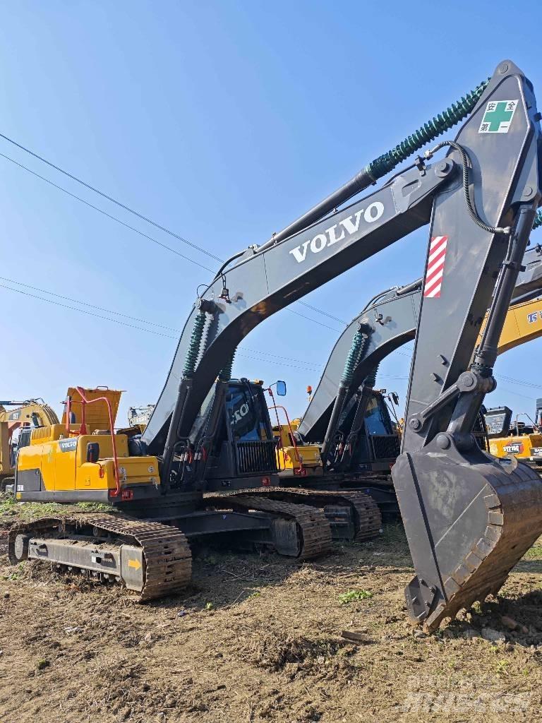 Volvo EC 250 D L Pásové rýpadlá