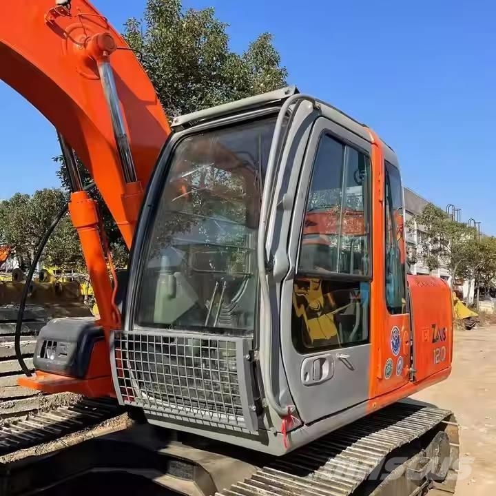 Hitachi ZX120 Pásové rýpadlá