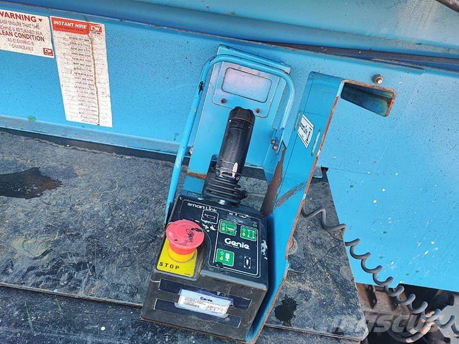 Genie GS-4069 DC Nožnicové zdvíhacie plošiny