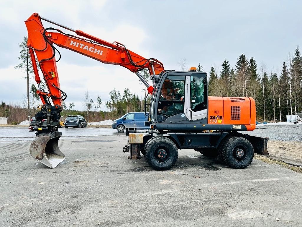 Hitachi Zaxis 170 W Kolesové rýpadlá
