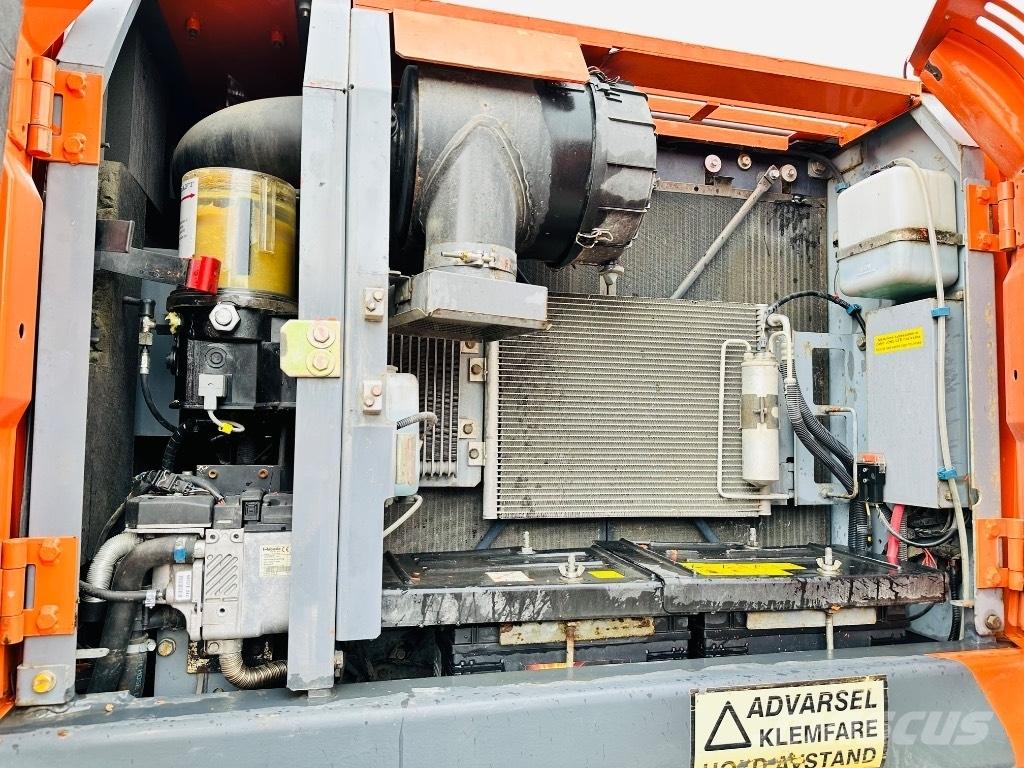 Hitachi Zaxis 170 W Kolesové rýpadlá