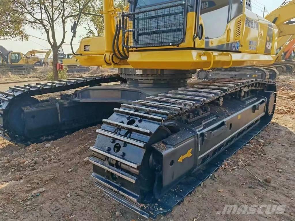 Komatsu 450-8 Pásové rýpadlá