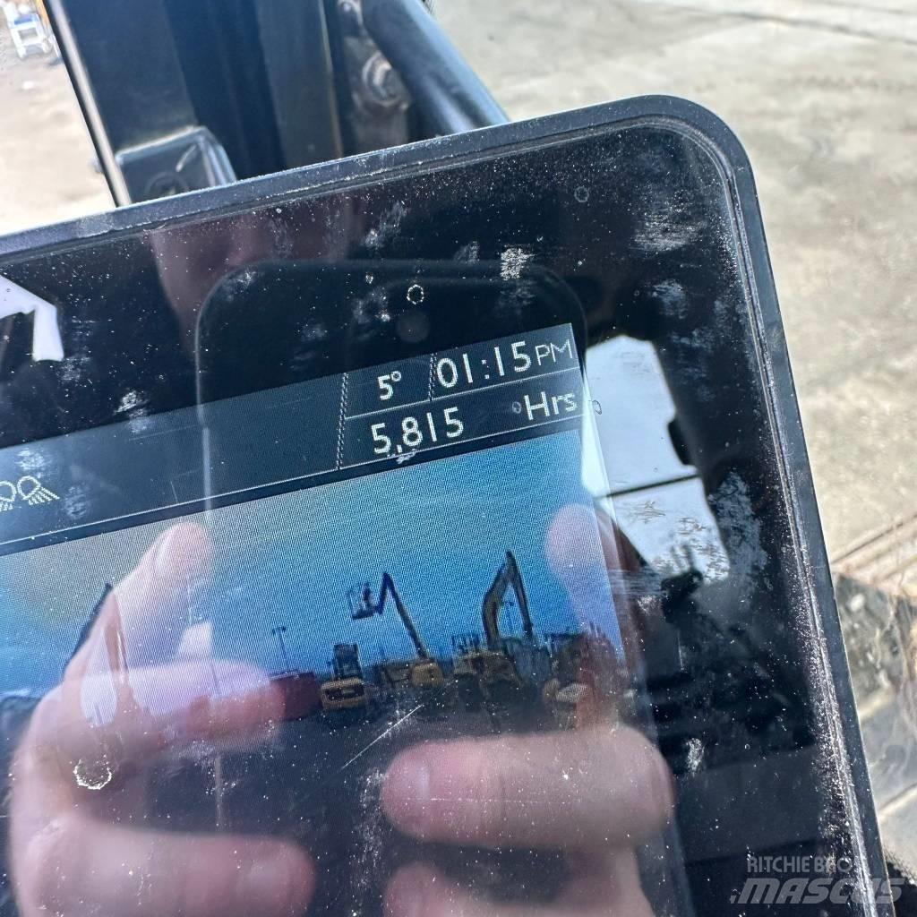 JCB 140 X Pásové rýpadlá