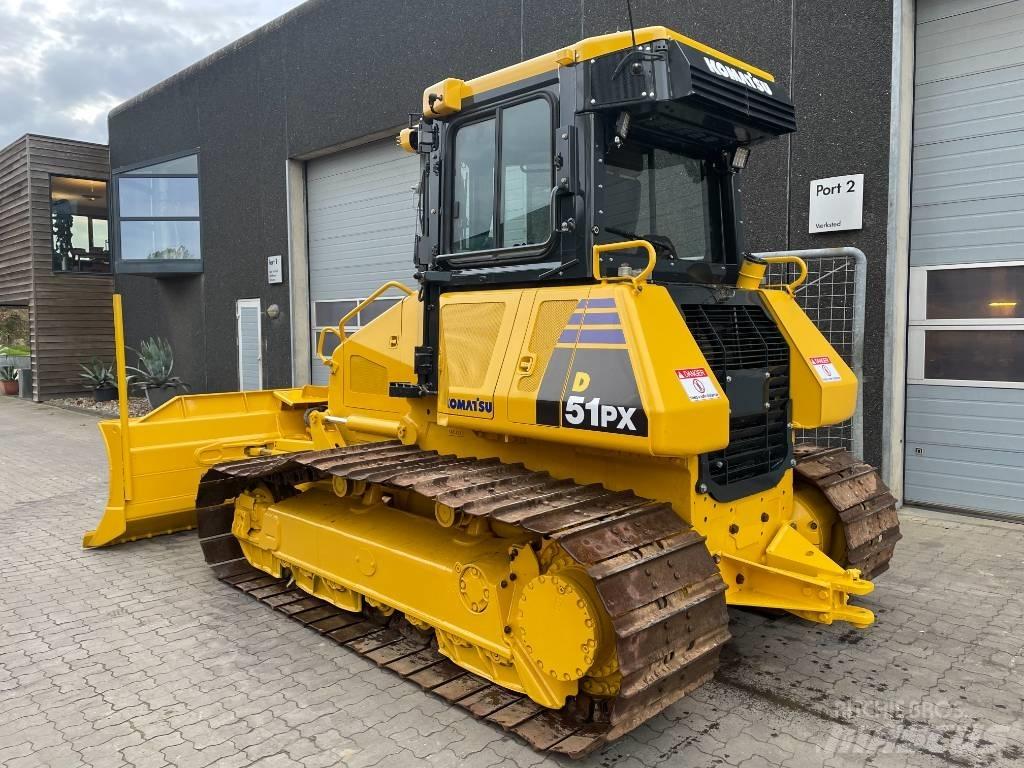 Komatsu D51PX-22 Pásové dozéry