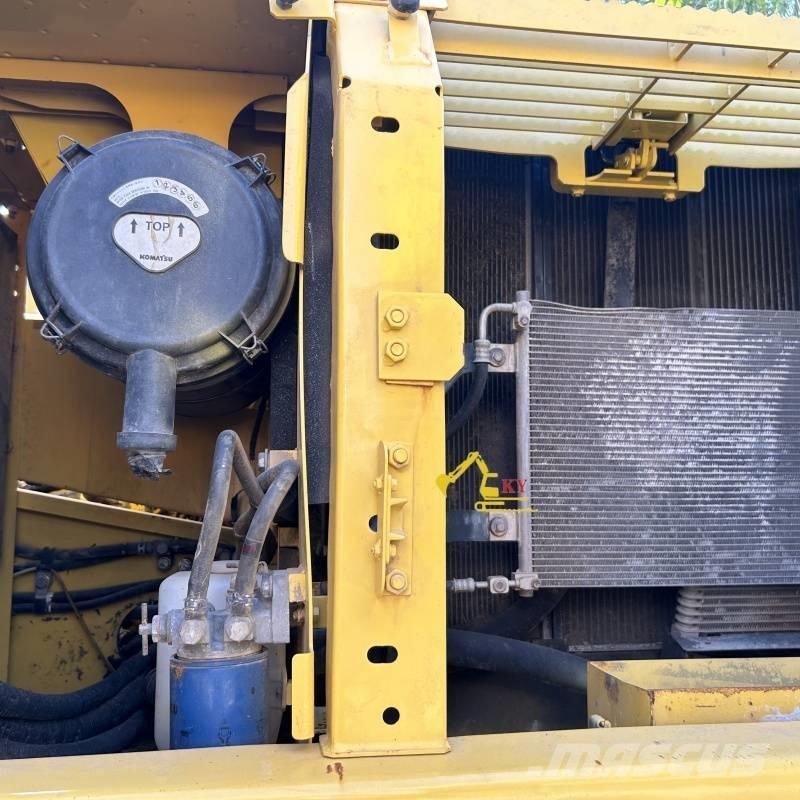 Komatsu PC 200-8 Pásové rýpadlá