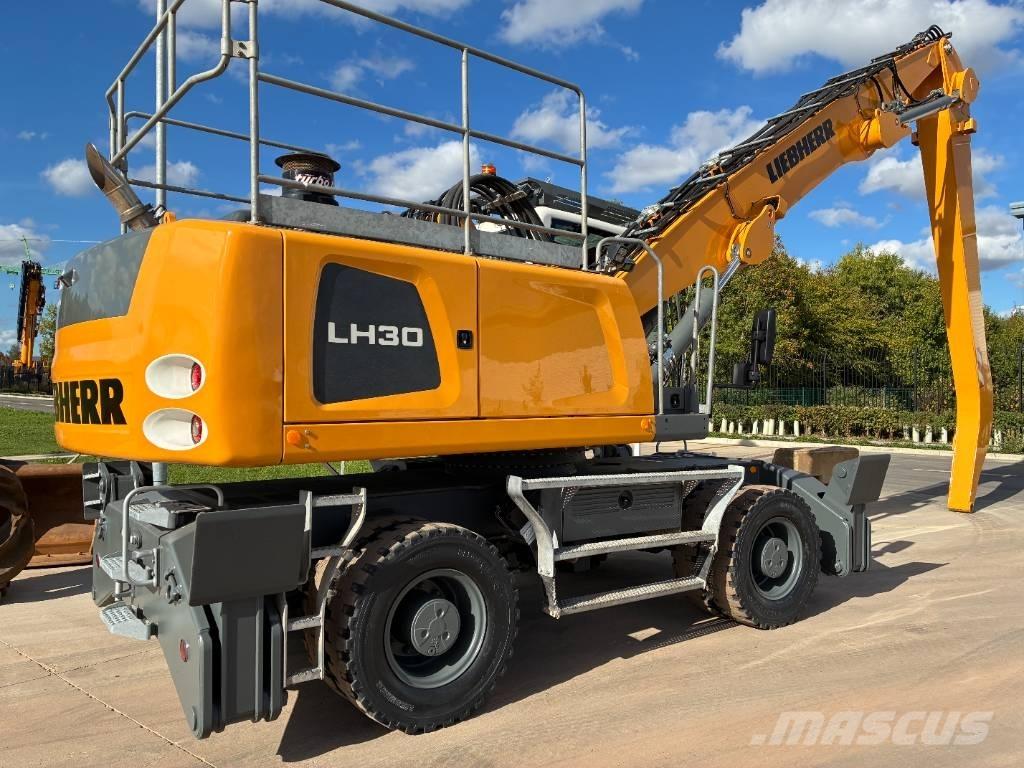 Liebherr LH 30 M Stroje pre manipuláciu s odpadom