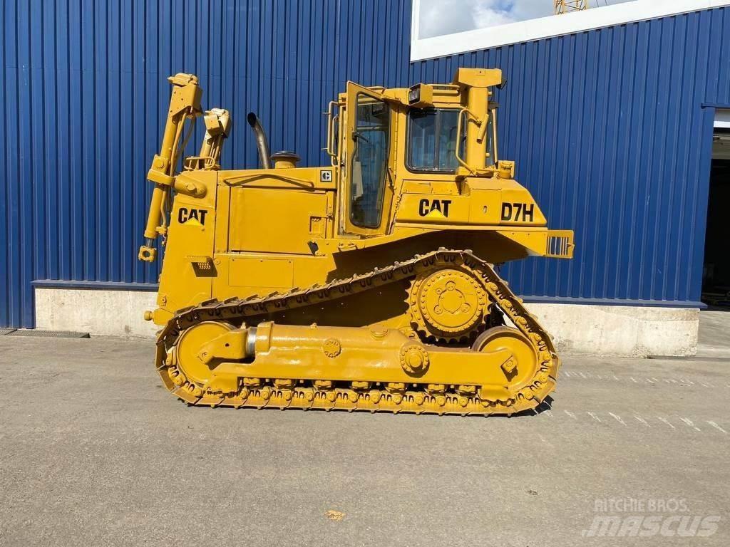 CAT D 7 H Pásové dozéry
