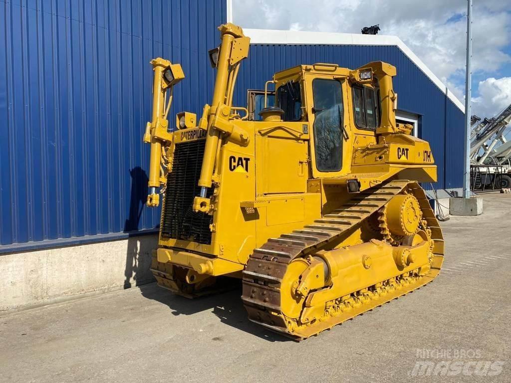 CAT D 7 H Pásové dozéry