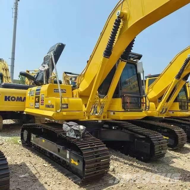Komatsu PC 200-8 Midi rýpadlá 7 t - 12 t
