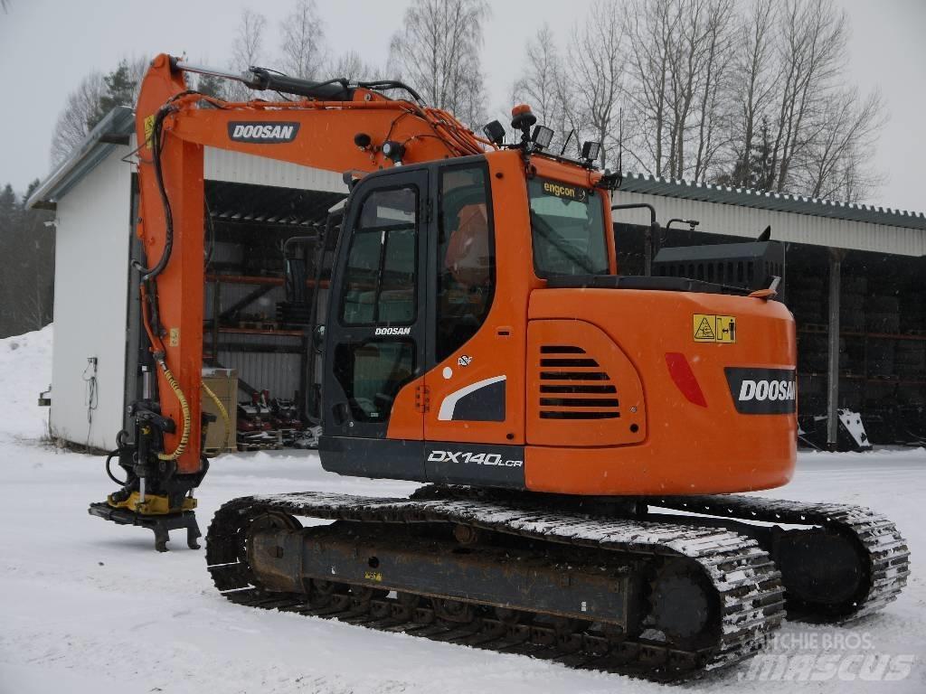 Doosan DX 140 LCR-5 Pásové rýpadlá
