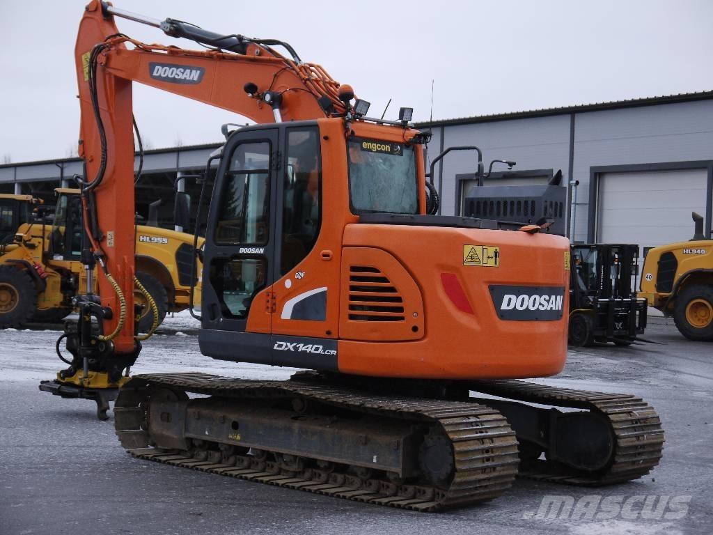 Doosan DX 140 LCR-5 Pásové rýpadlá