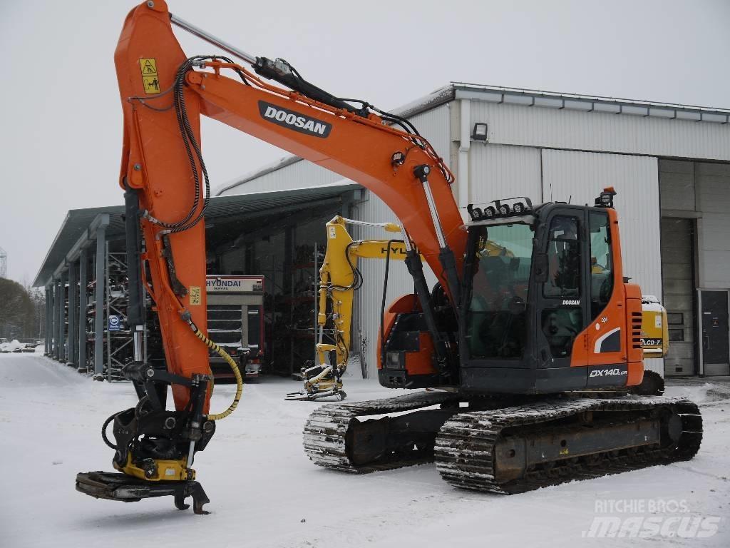 Doosan DX 140 LCR-5 Pásové rýpadlá