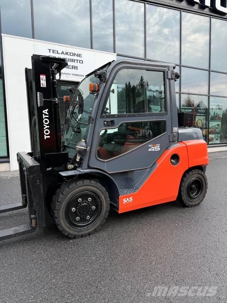 Toyota 40-8 FD 40 N Dieselové vozíky