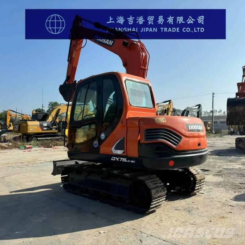 Doosan DX 75 Pásové rýpadlá