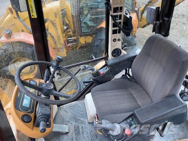 Hydrema 906B Rýpadlo-nakladače