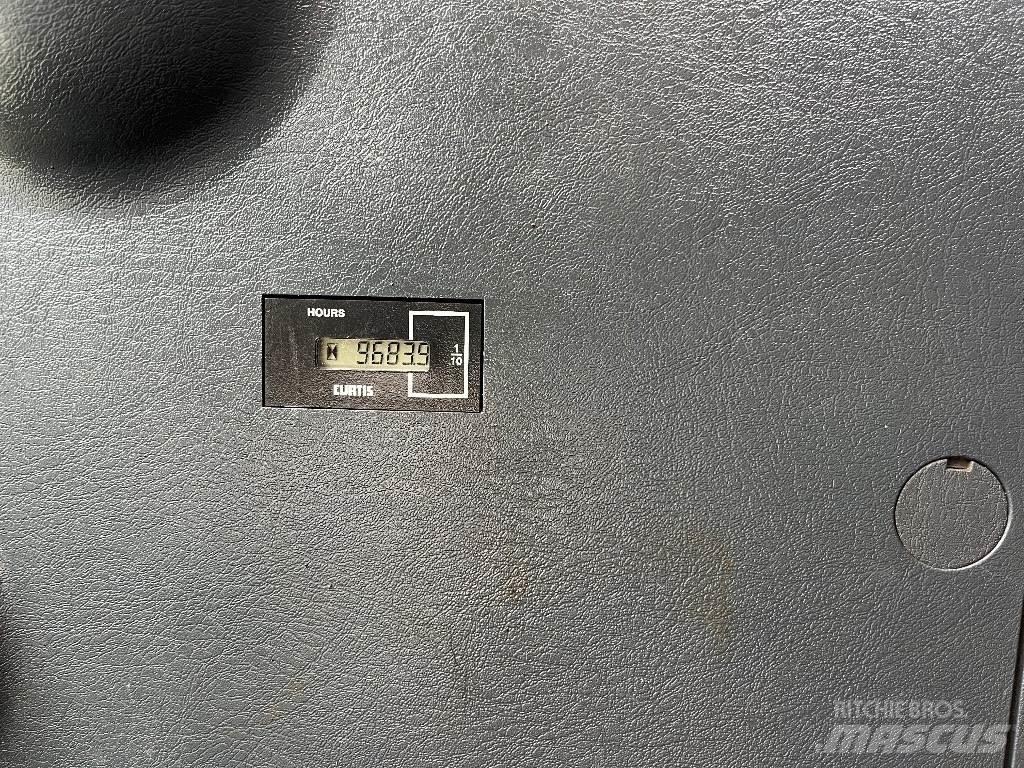 Hyundai 160LC-9A Pásové rýpadlá