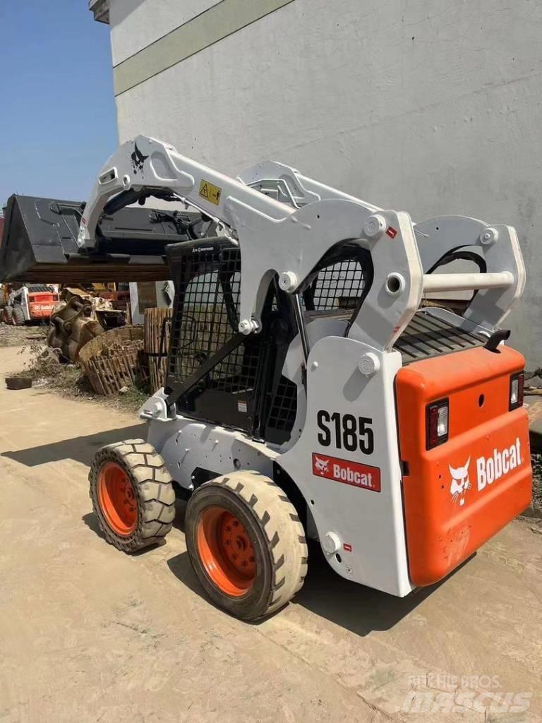 Bobcat S185 Šmykom riadené nakladače