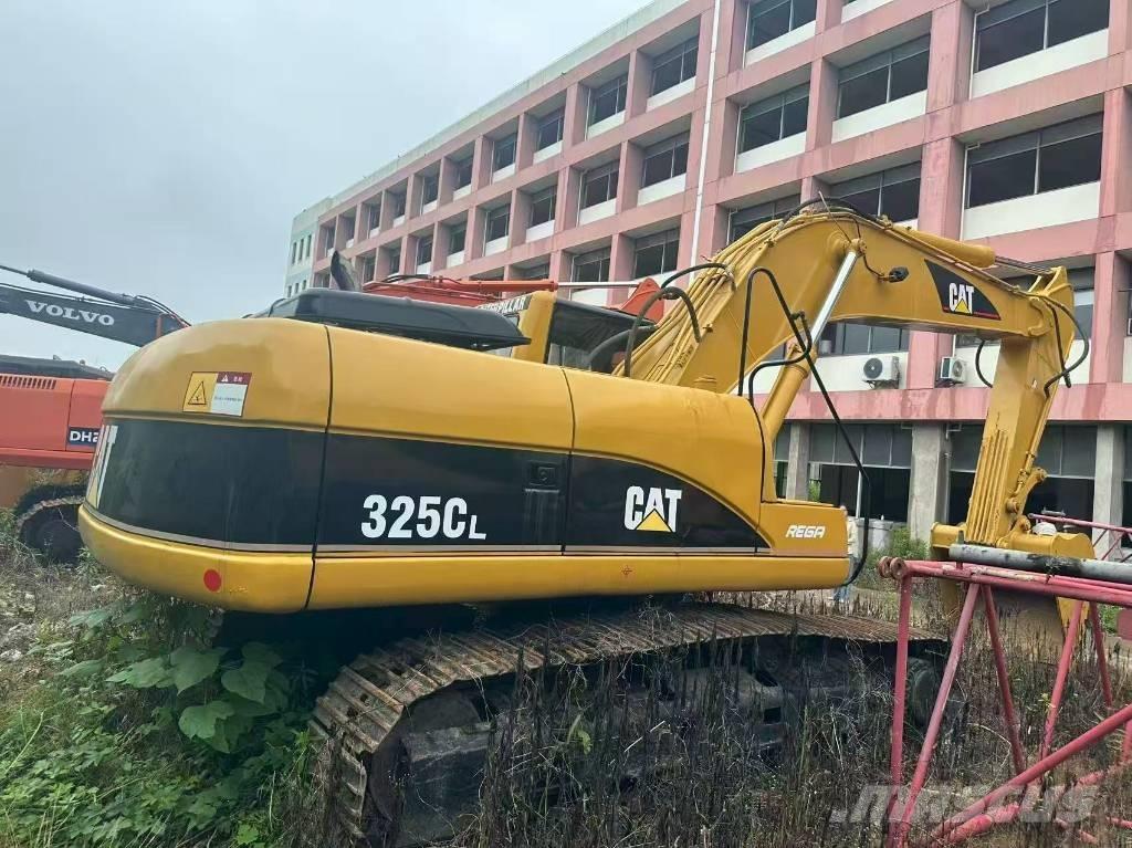 CAT 325 CL Pásové rýpadlá