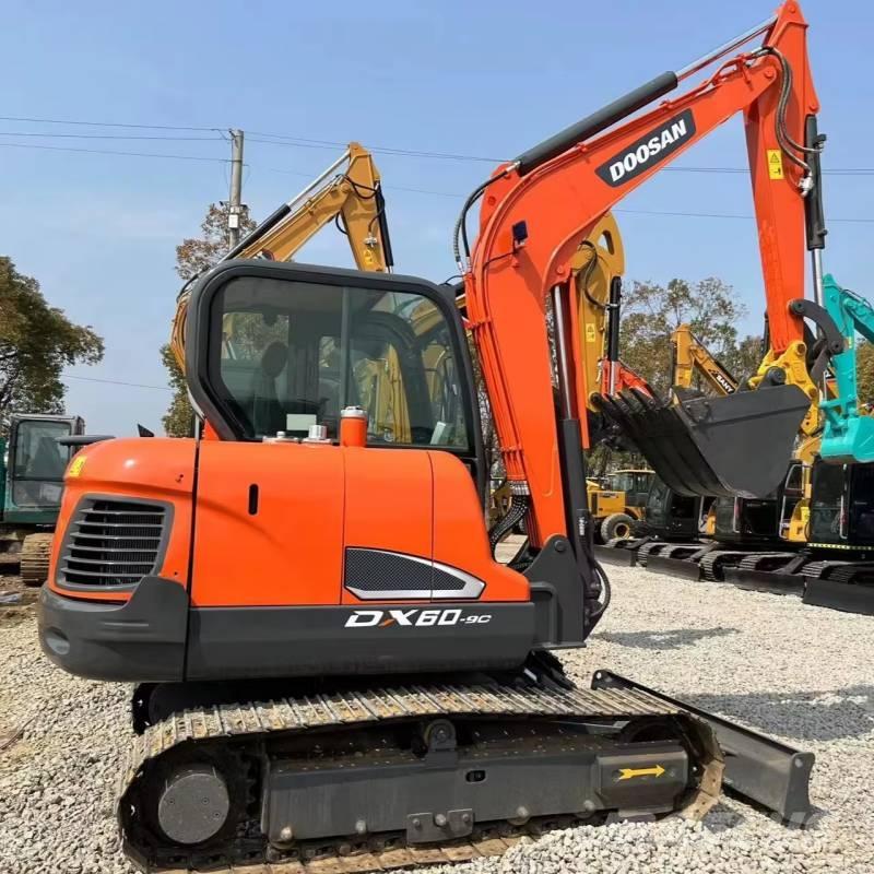 Hitachi 60 Pásové rýpadlá