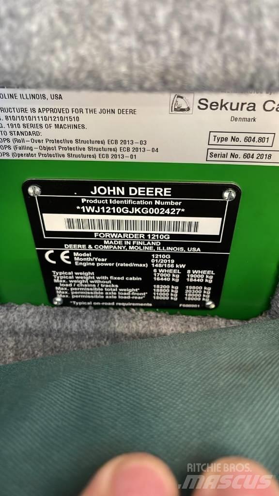 John Deere 1210G Lesné traktory