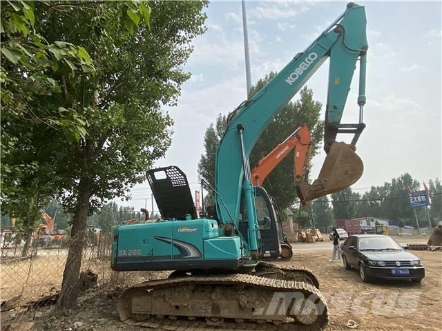 Kobelco SK200-10 Pásové rýpadlá