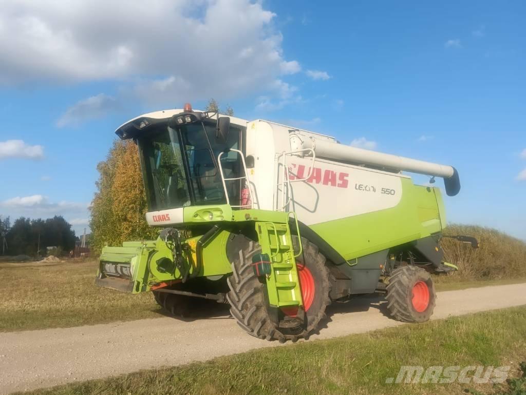 CLAAS Lexion 550 Kombinované zberacie stroje
