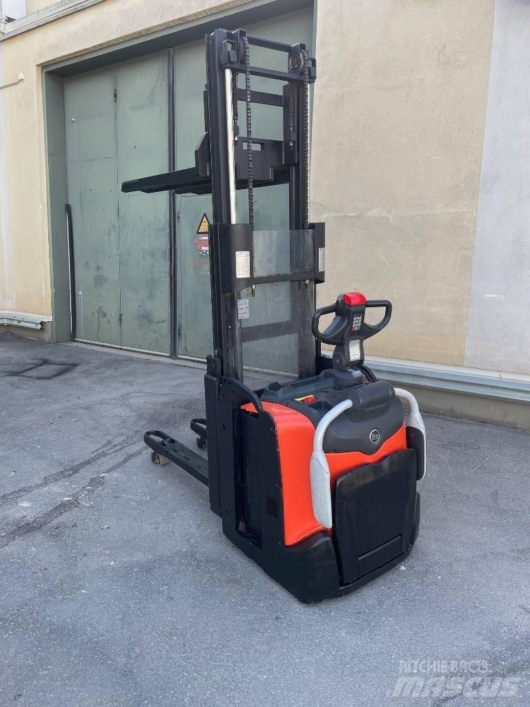 BT SPE 200 D Ručne vedené vysokozdvižné vozíky