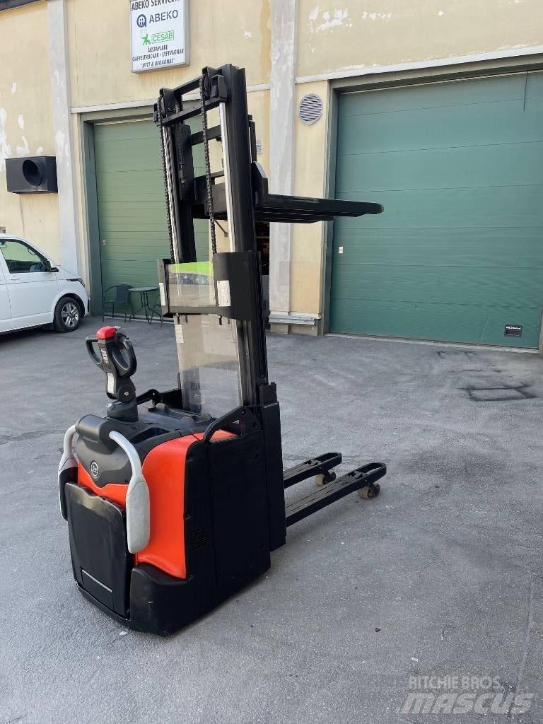 BT SPE 200 D Ručne vedené vysokozdvižné vozíky
