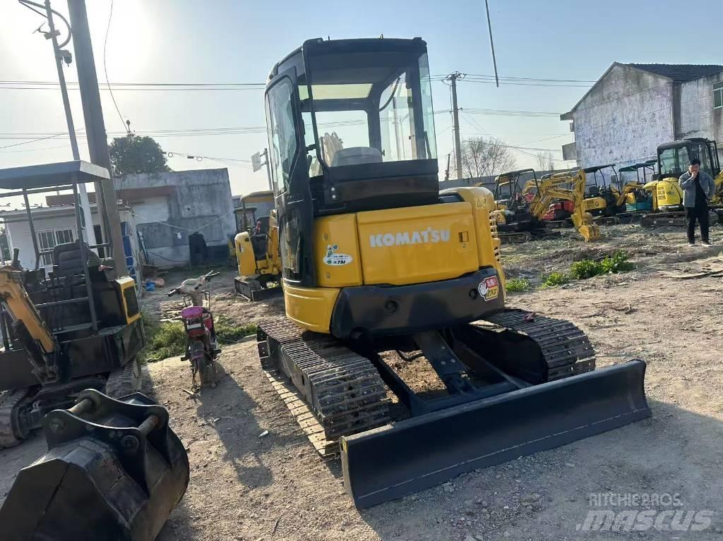 Komatsu PC 40 Pásové rýpadlá