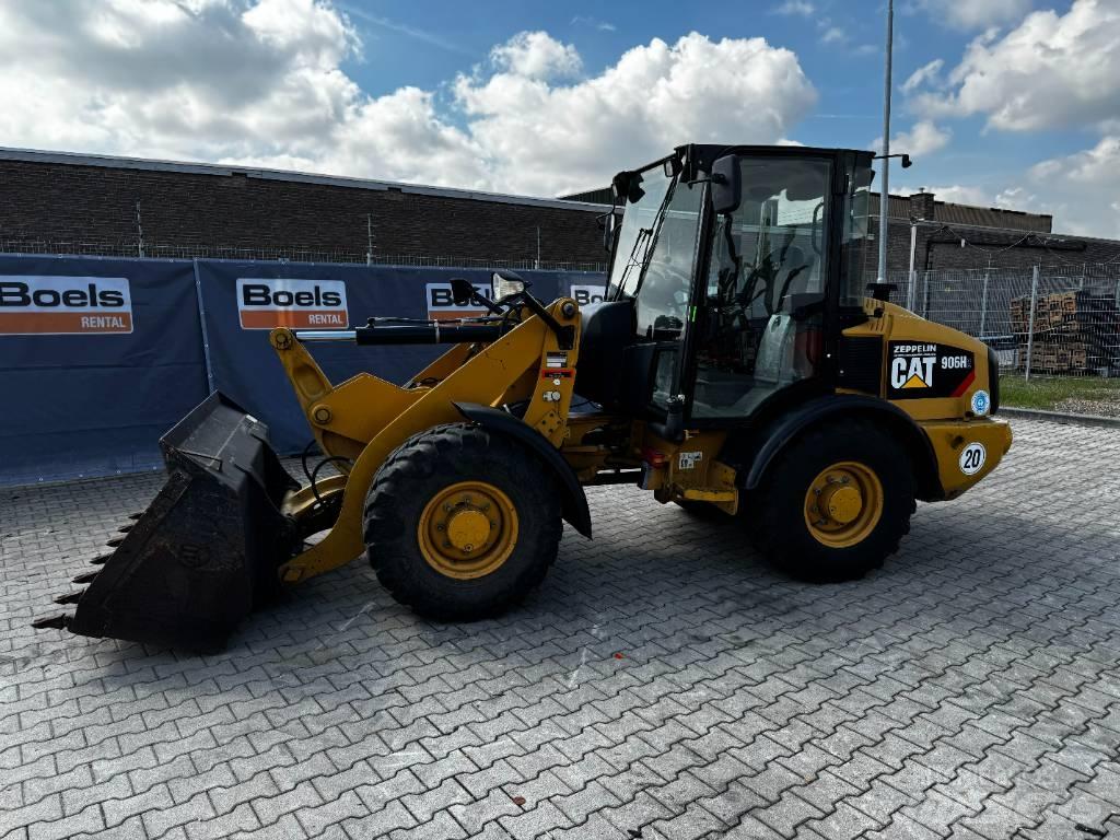 CAT 906H2 Kolesové nakladače
