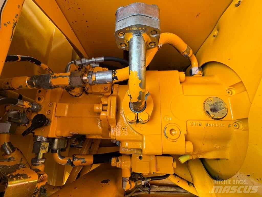 CAT M 316 C Kolesové rýpadlá