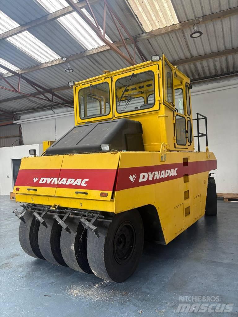 Dynapac CP 271 Pneumatikové valce