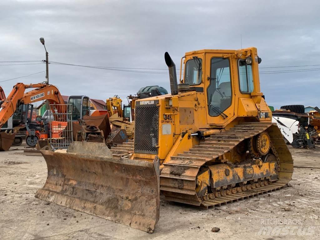 CAT D 4 H LGP II Pásové dozéry