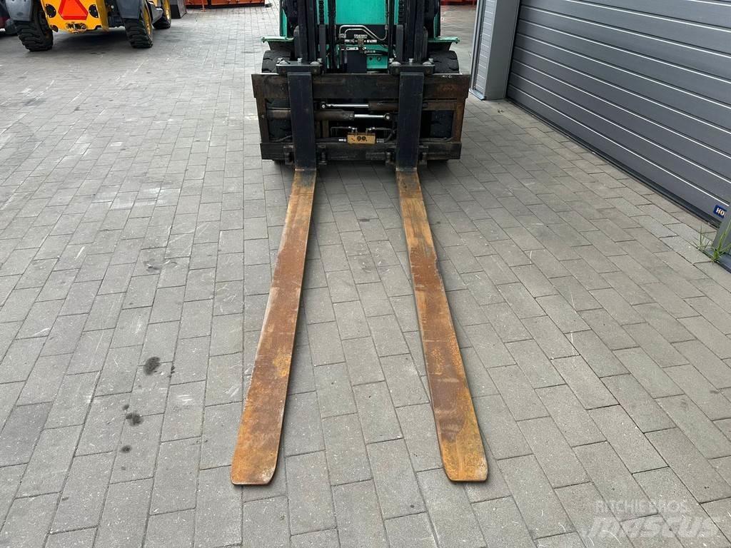 Mitsubishi FD40N Dieselové vozíky