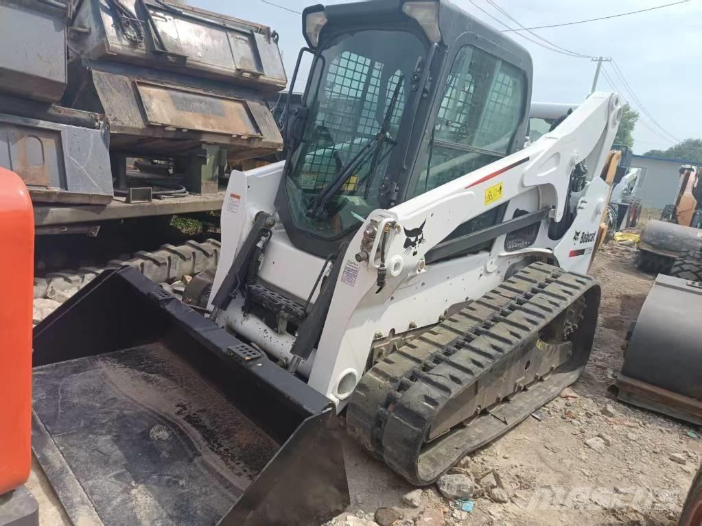 Bobcat T 770 Pásové nakladače