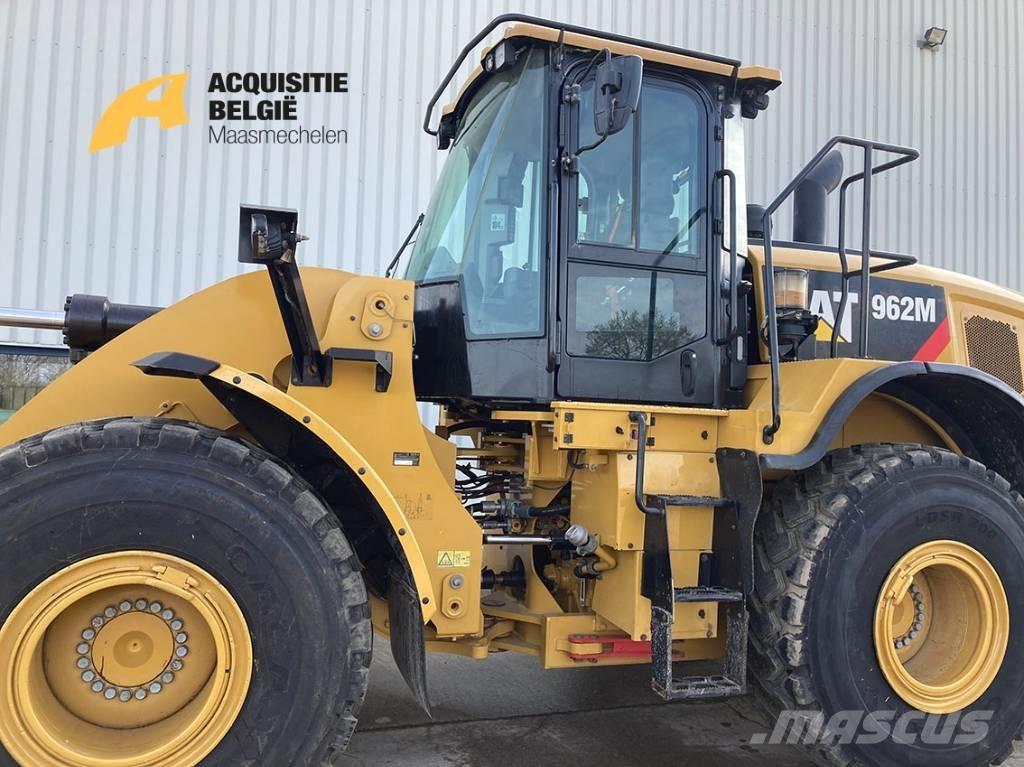CAT 962 M Kolesové nakladače