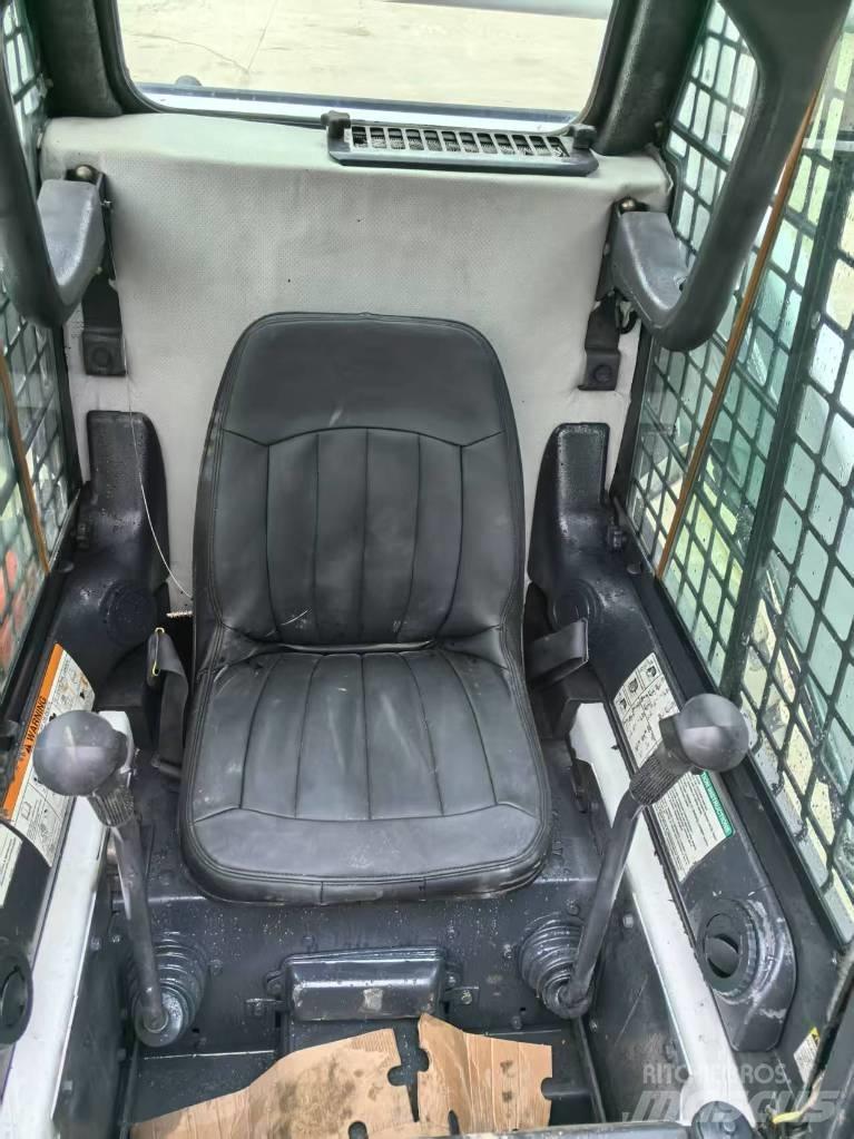 Bobcat S185 Šmykom riadené nakladače