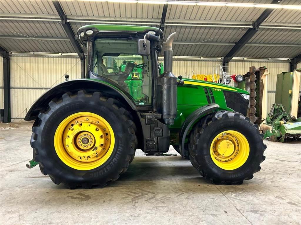 John Deere 7310R Traktory