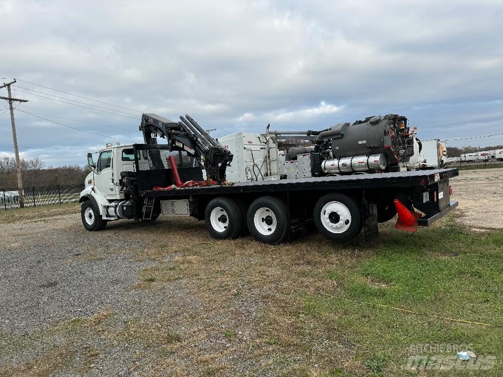 Hiab 288E-5 Pásové žeriavy