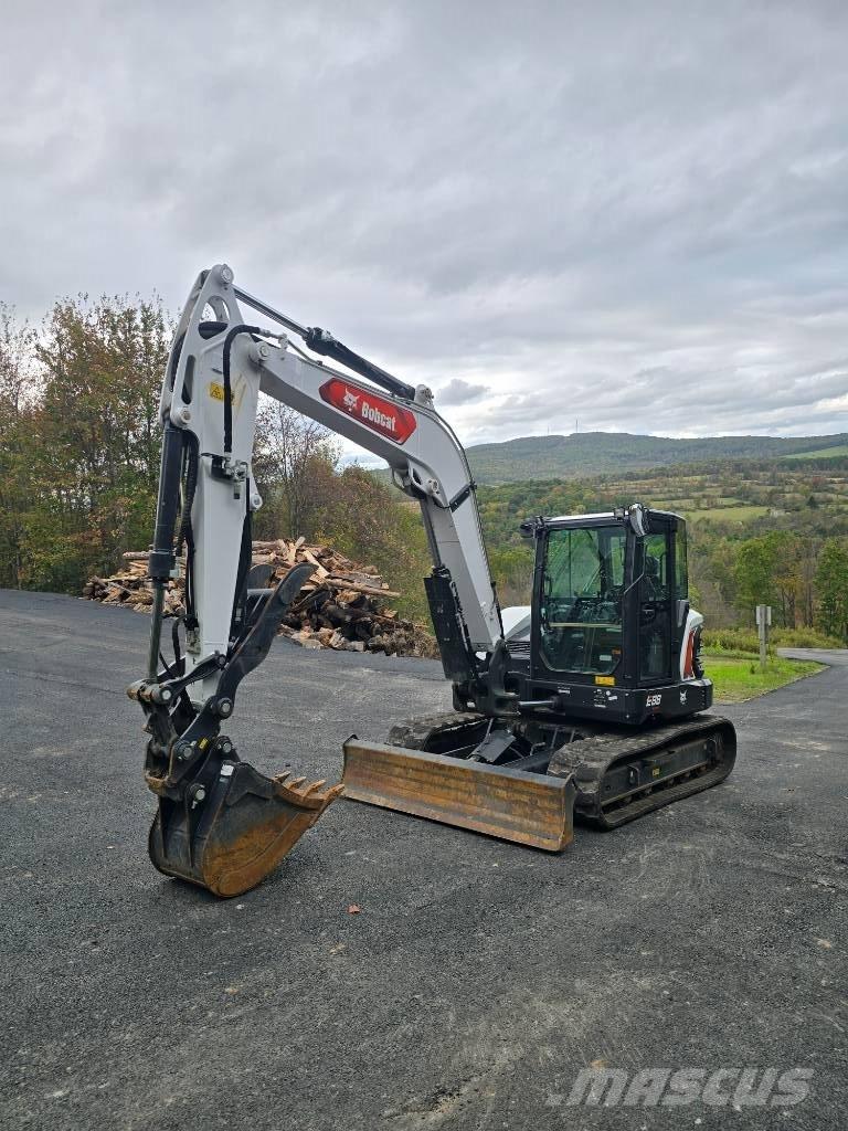 Bobcat E 88 R2 Pásové rýpadlá