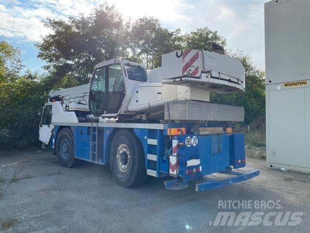 Terex AC 35 L Univerzálne terénne žeriavy