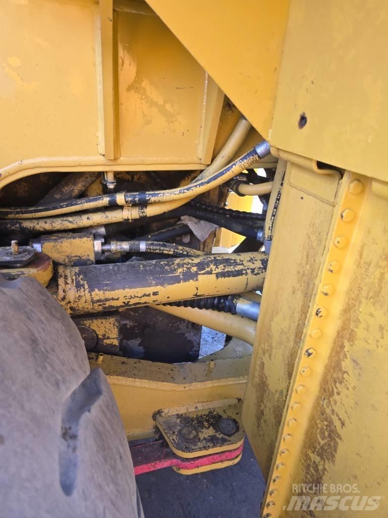 CAT 980 G Kolesové nakladače