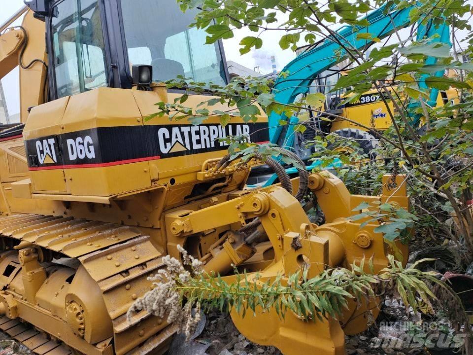 CAT D6G Pásové dozéry