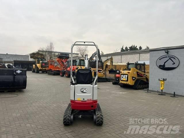 Takeuchi TB 210 R Mini rýpadlá < 7t