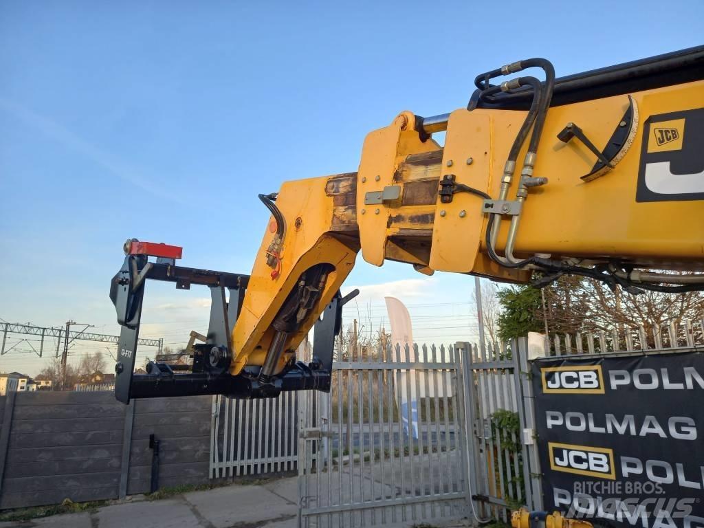JCB 535-125 Teleskopické manipulátory