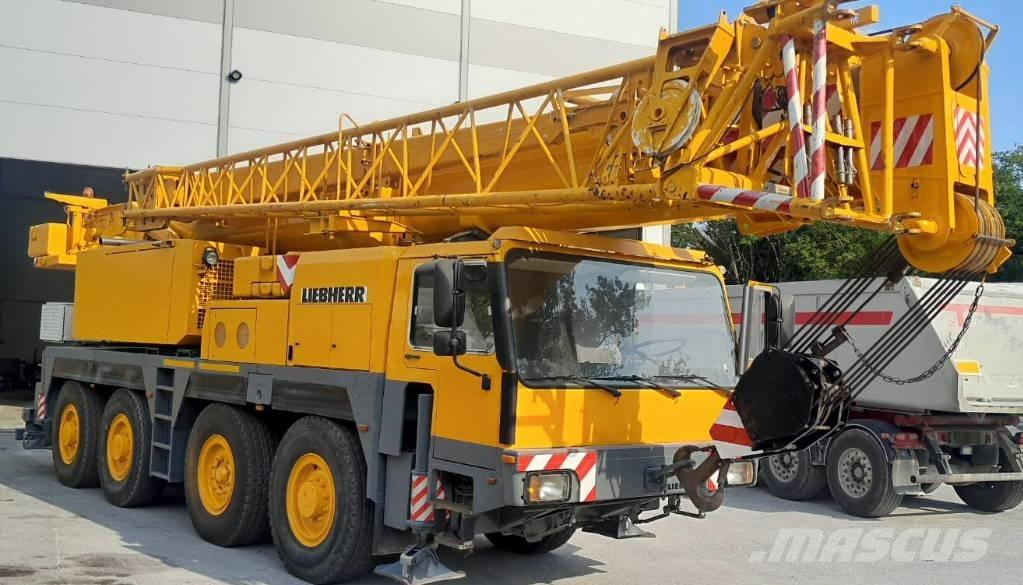 Liebherr 1070/1 Univerzálne terénne žeriavy