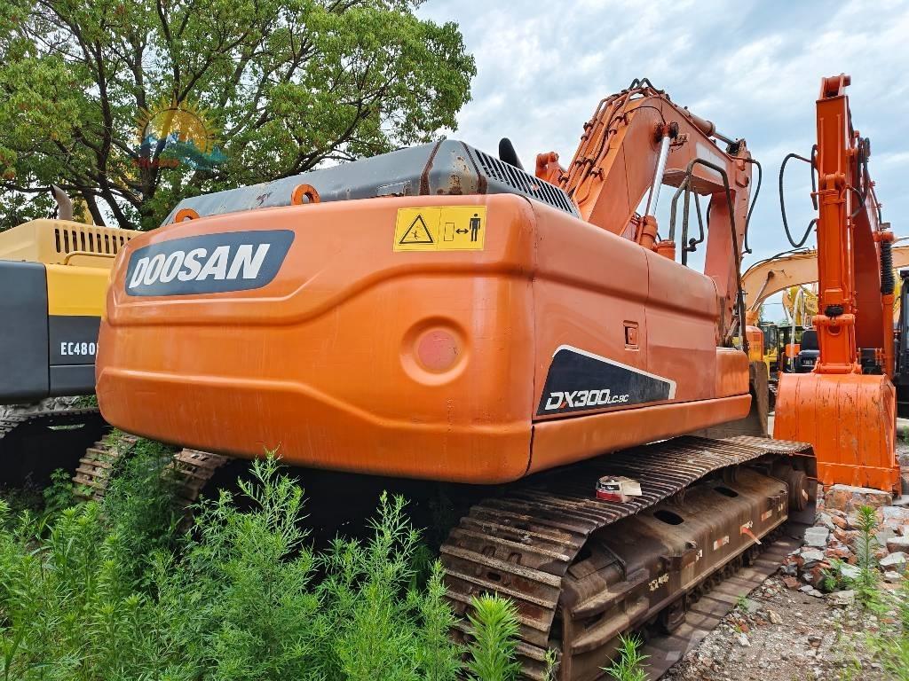 Doosan DX 300 LC Pásové rýpadlá