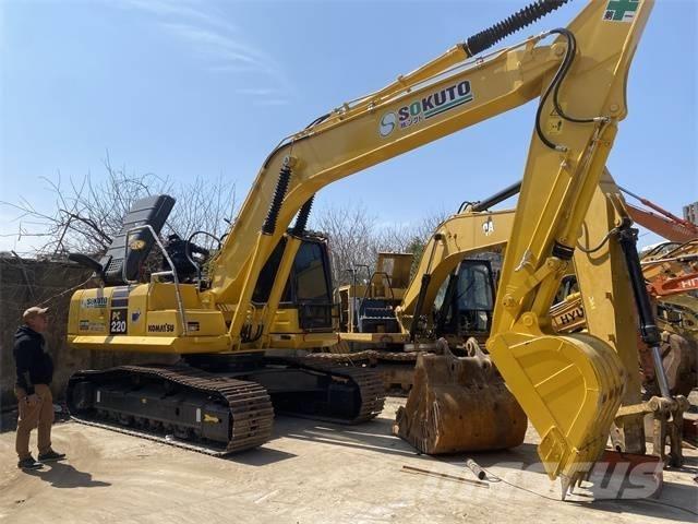Komatsu PC 220-8 Pásové rýpadlá